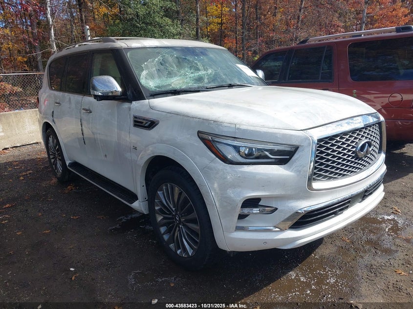INFINITI QX80 LUXE
