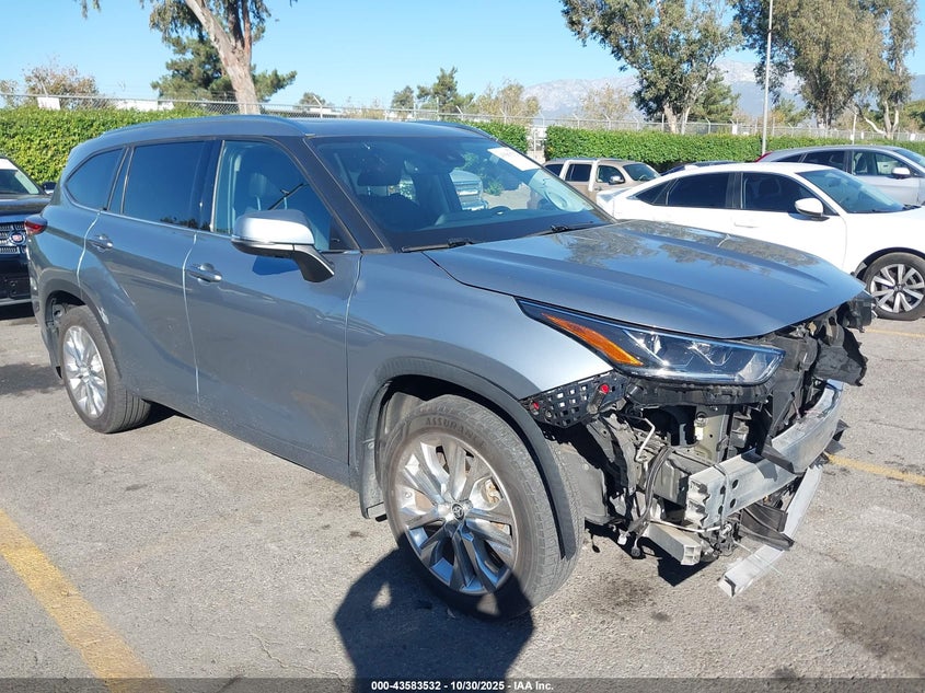 TOYOTA HIGHLANDER LIMITED