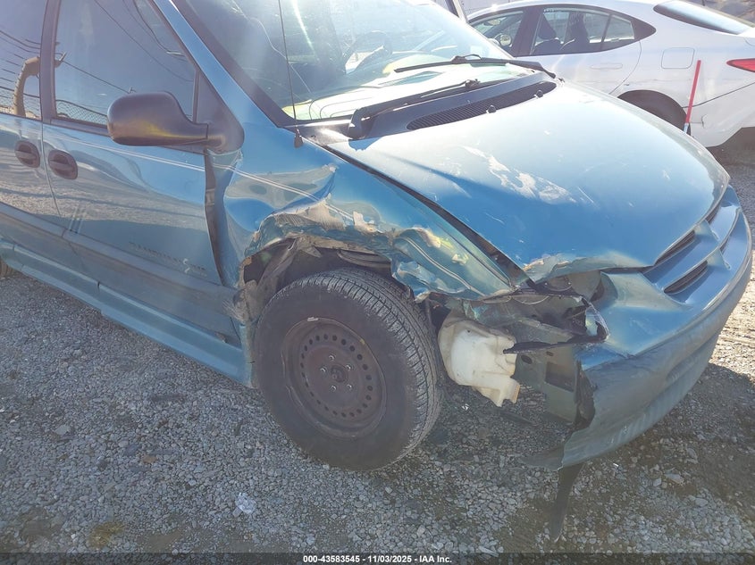 1998 Dodge Grand Caravan Se VIN: 1B4GP44R2WB621258 Lot: 43583545