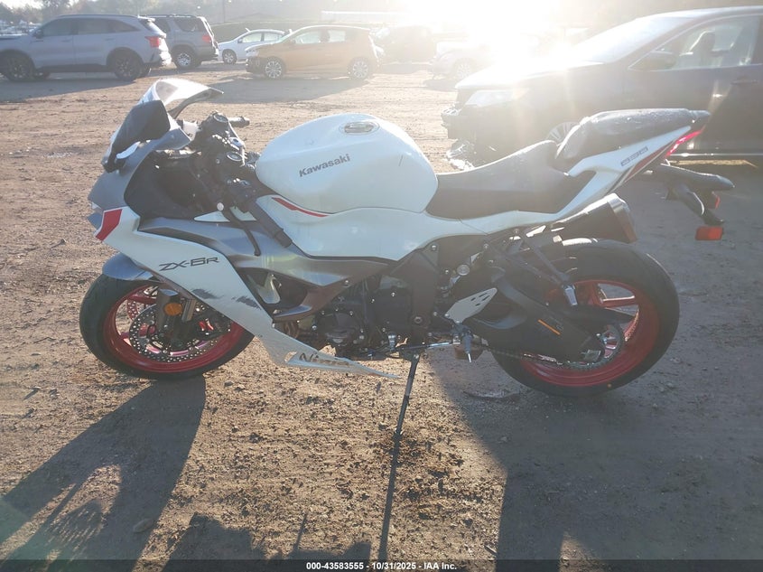 2025 Kawasaki Zx636 K VIN: JKBZXJJ17SA028980 Lot: 43583555