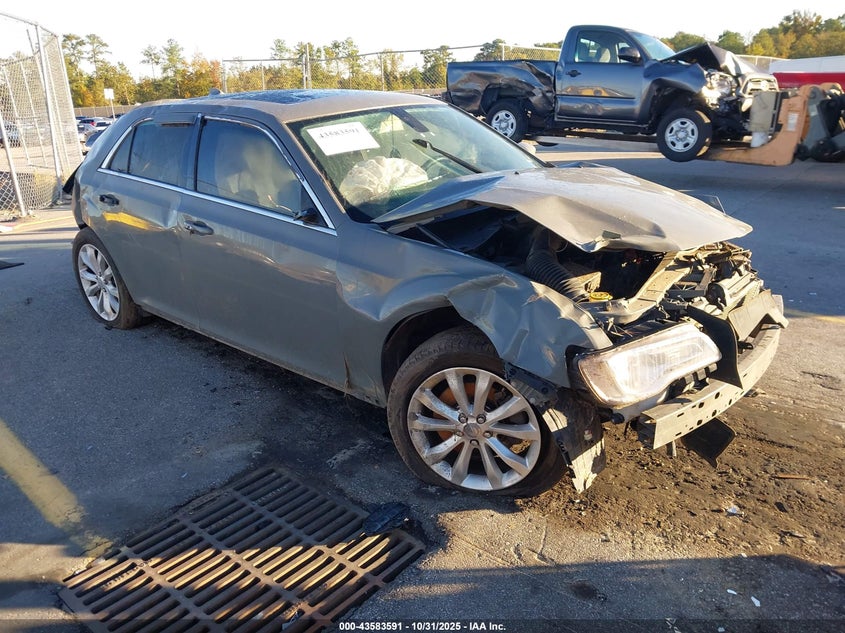 CHRYSLER 300 LIMITED AWD