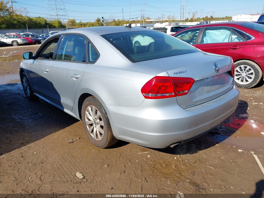 2014 VOLKSWAGEN PASSAT auction photo 3
