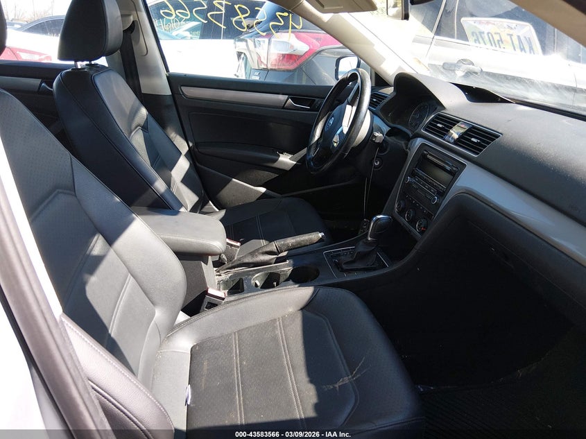 2014 VOLKSWAGEN PASSAT auction photo 5
