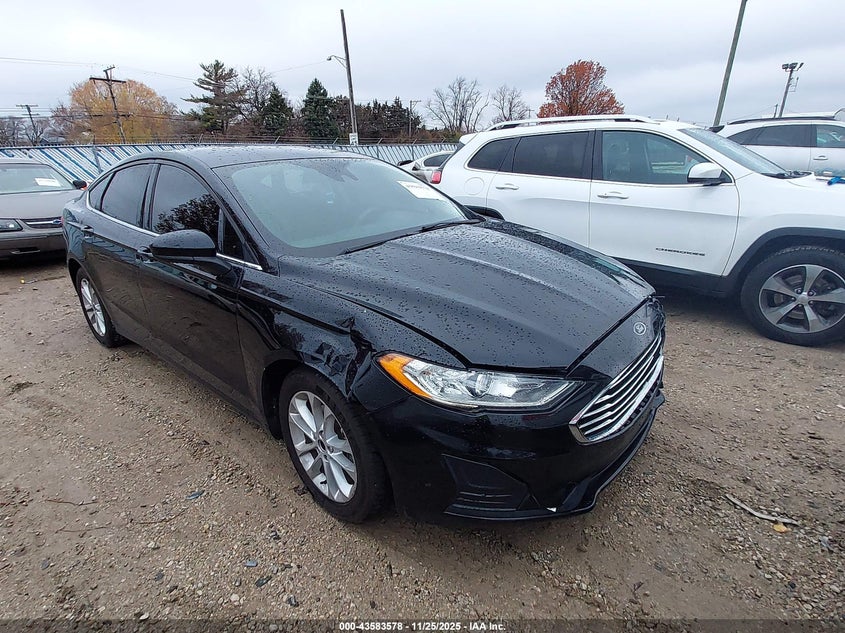 FORD FUSION SE