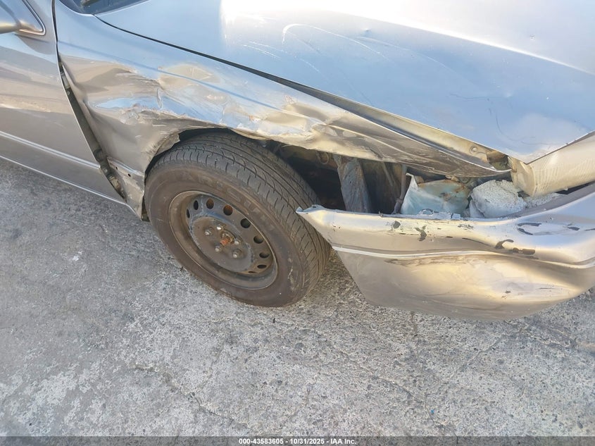 1999 Toyota Camry Le VIN: 4T1BG22K4XU394230 Lot: 43583605