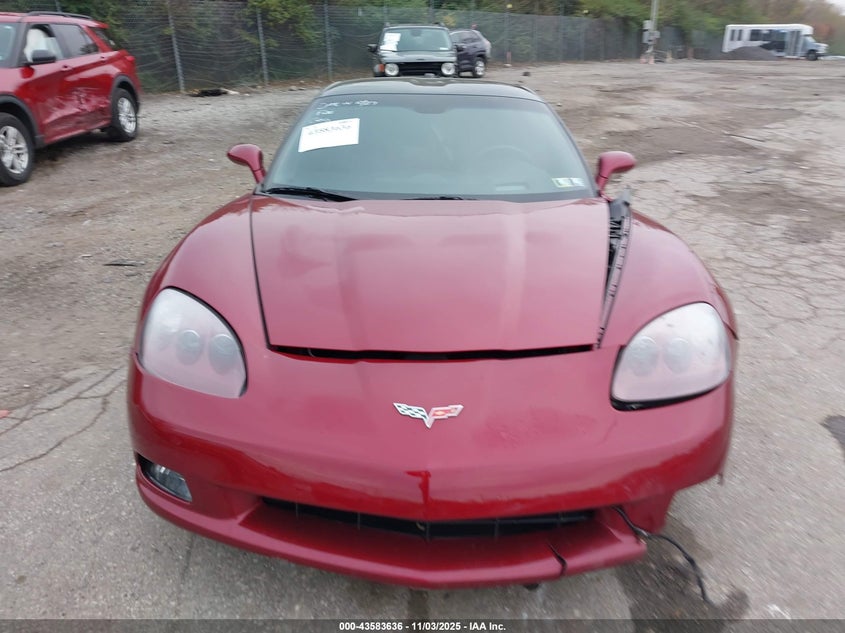 2005 Chevrolet Corvette VIN: 1G1YY24U355136792 Lot: 43583636