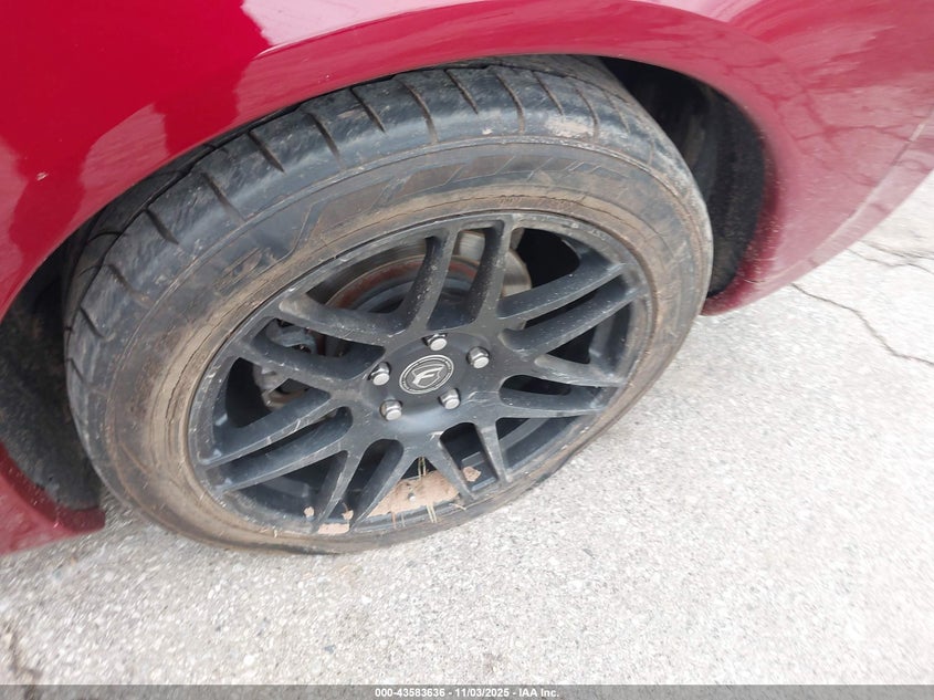 2005 Chevrolet Corvette VIN: 1G1YY24U355136792 Lot: 43583636