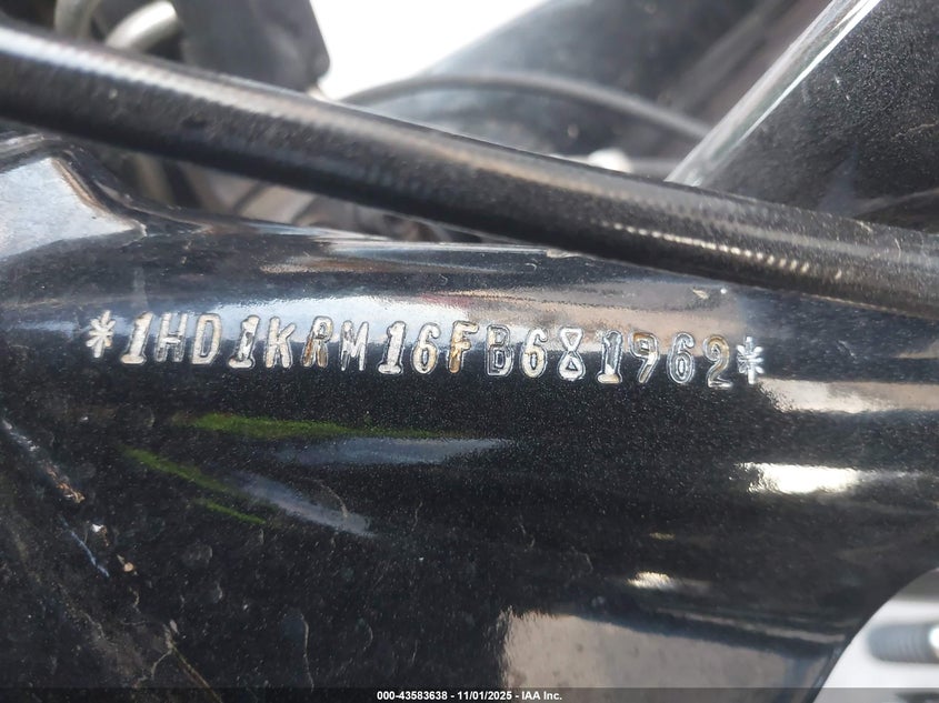 2015 Harley-Davidson Flhxs Street Glide Special VIN: 1HD1KRM16FB681962 Lot: 43583638