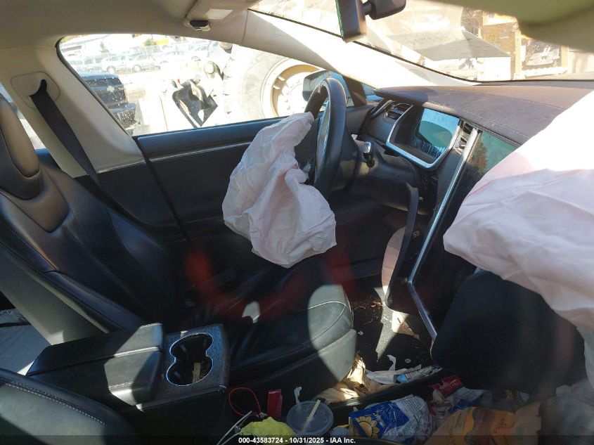 2013 Tesla Model S VIN: 5YJSA1CG9DFP03544 Lot: 43583724