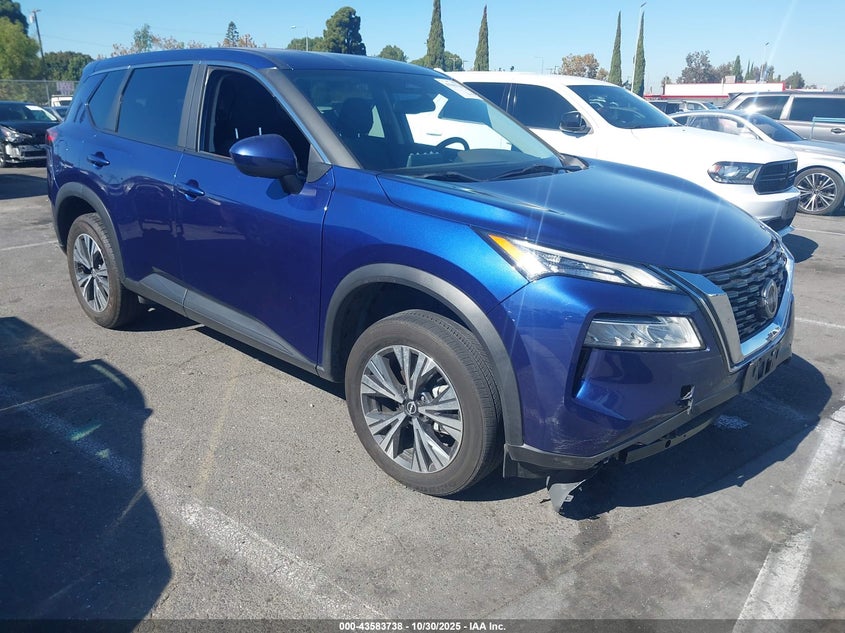 NISSAN ROGUE SV FWD