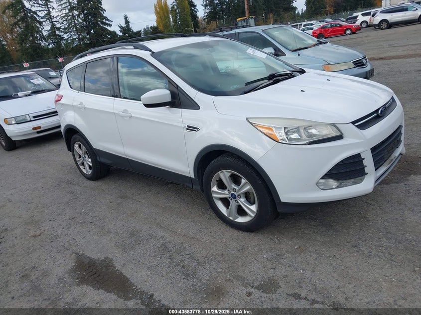 FORD ESCAPE SE