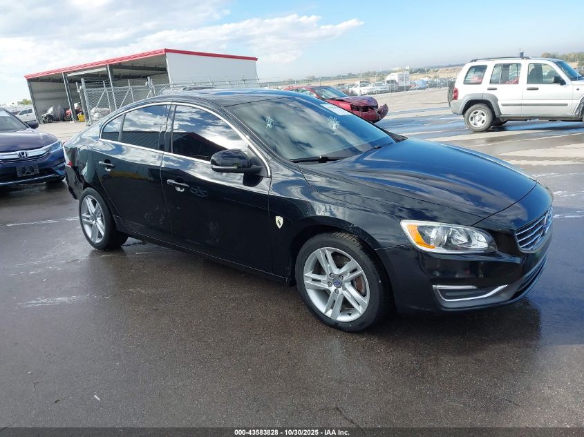 VOLVO S60 T5 PREMIER