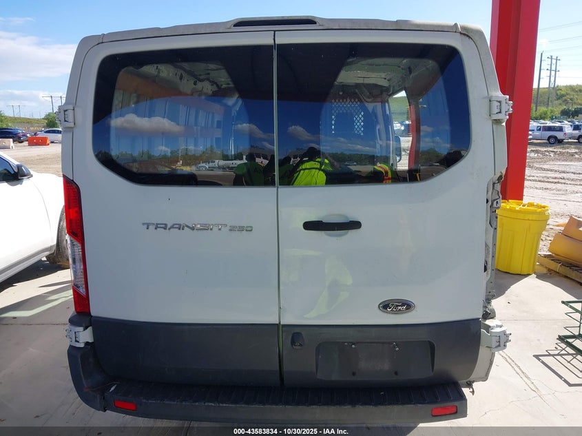 2017 Ford Transit-250 VIN: 1FTYR1YM9HK510986 Lot: 43583834