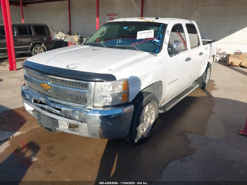 3GCPCSE03CG241402 2012 CHEVROLET SILVERADO photo no. 2