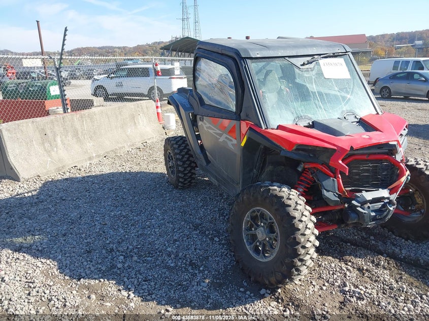 2024 POLARIS RZR  (VIN: 3NSNEF992RF305279)