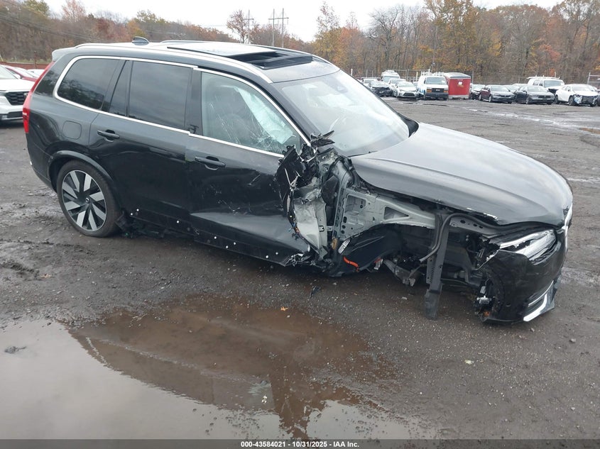 VOLVO XC90 T8 ULTRA 6-SEATER