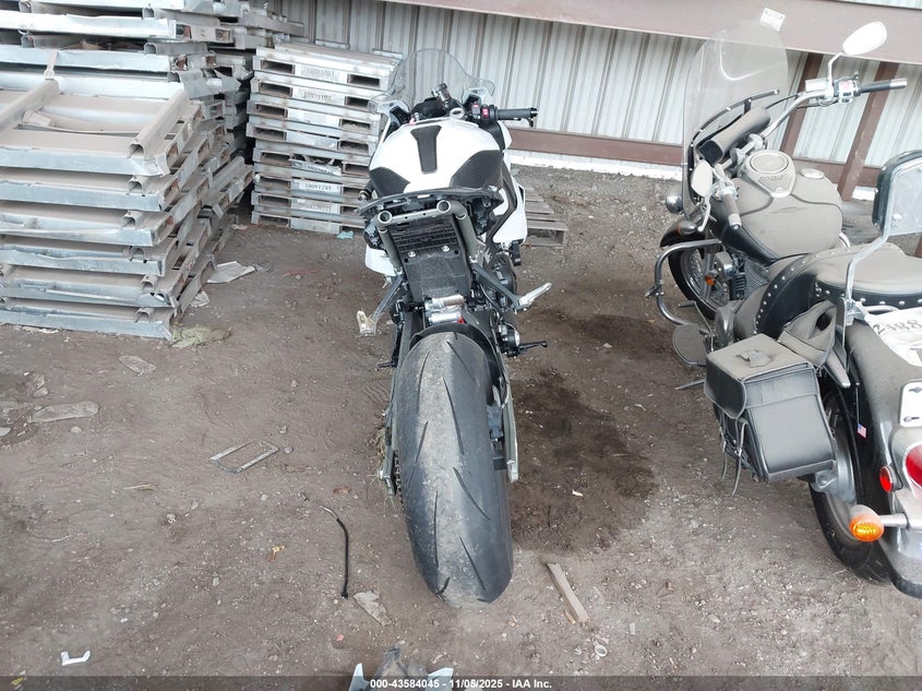 2025 BMW S 1000 Rr VIN: WB10P2302S6L37060 Lot: 43584045