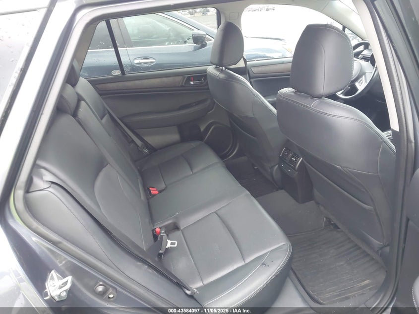 2016 SUBARU OUTBACK 3.6R LIMITED 4S4BSENCXG3343681