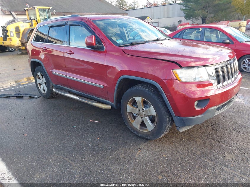 JEEP GRAND CHEROKEE LAREDO