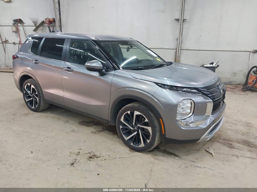 MITSUBISHI OUTLANDER BLACK EDITION S-AWC/SE 2.5 S-AWC/SE LAUNCH EDITION S-AWC