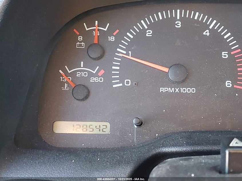 1998 Dodge Ram 1500 St VIN: 1B7HC13Y4WJ234775 Lot: 43584201