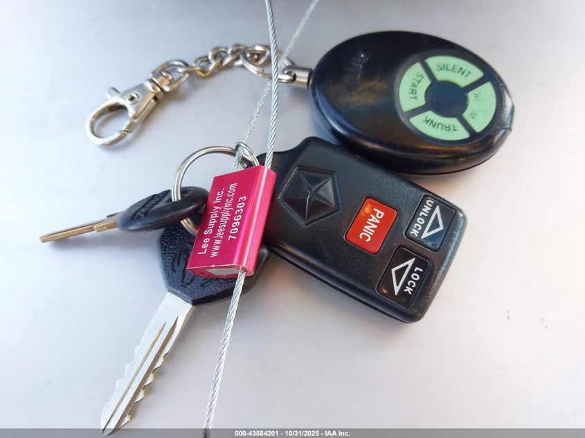 1998 Dodge Ram 1500 St VIN: 1B7HC13Y4WJ234775 Lot: 43584201