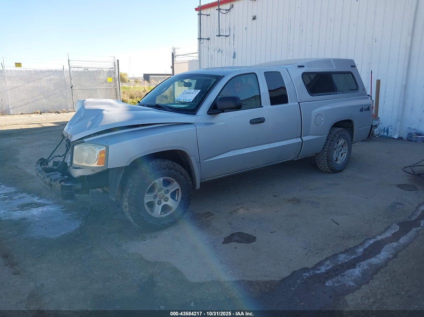 2005 Dodge Dakota Slt