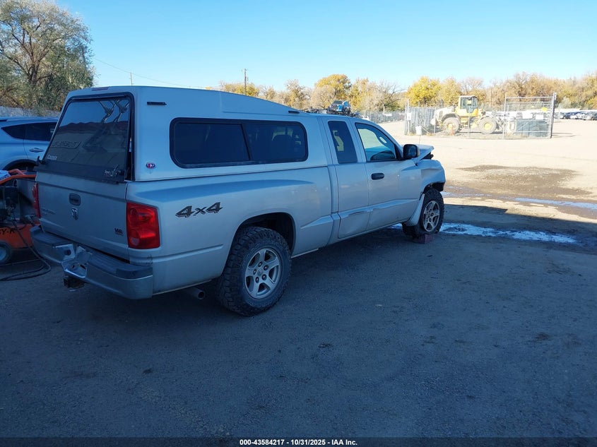 2005 Dodge Dakota Slt