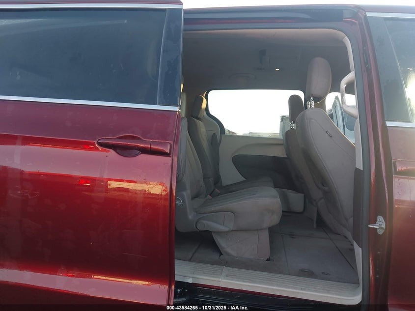 2018 Chrysler Pacifica Lx VIN: 2C4RC1CG3JR106267 Lot: 43584265