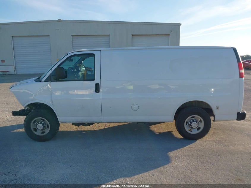 2017 Chevrolet Express 2500 Work Van VIN: 1GCWGAFF7H1233435 Lot: 43584295