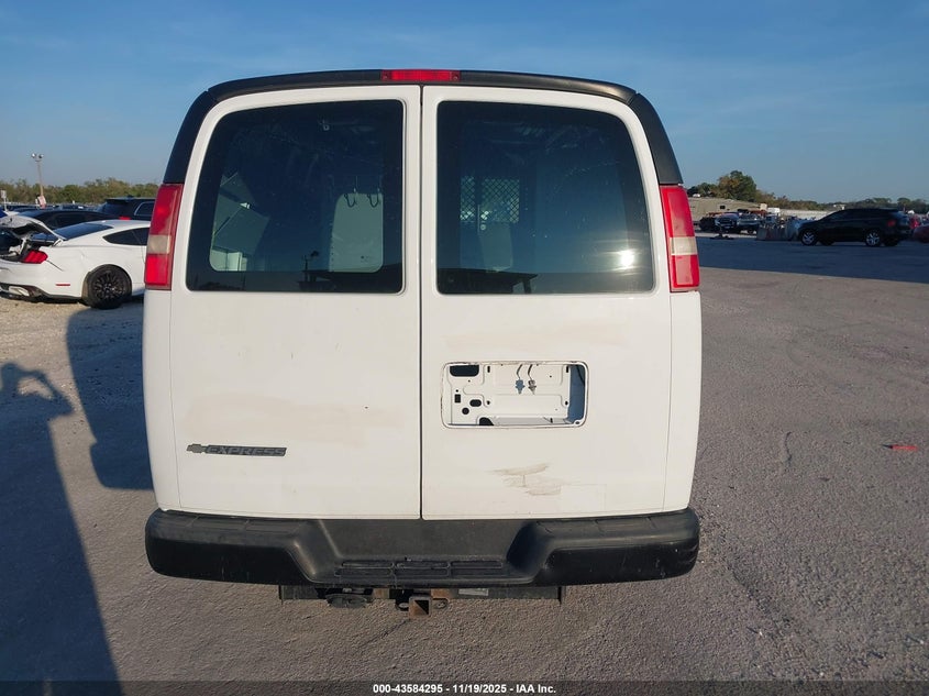 2017 Chevrolet Express 2500 Work Van VIN: 1GCWGAFF7H1233435 Lot: 43584295
