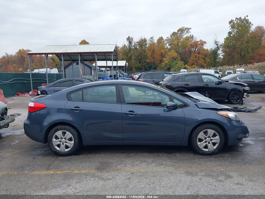 2015 KIA FORTE LX - KNAFX4A67F5313832