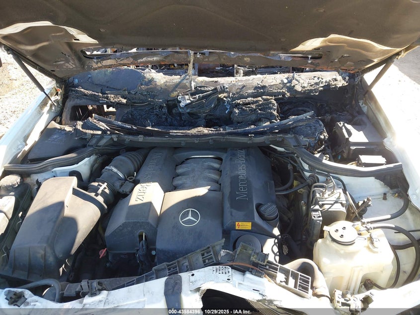 2001 Mercedes-Benz E 320 VIN: WDBJF65J81X049123 Lot: 43584396