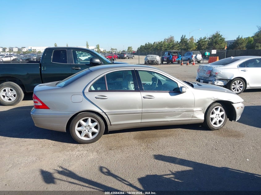 2003 Mercedes-Benz C 240 VIN: WDBRF61JX3F395837 Lot: 43584384