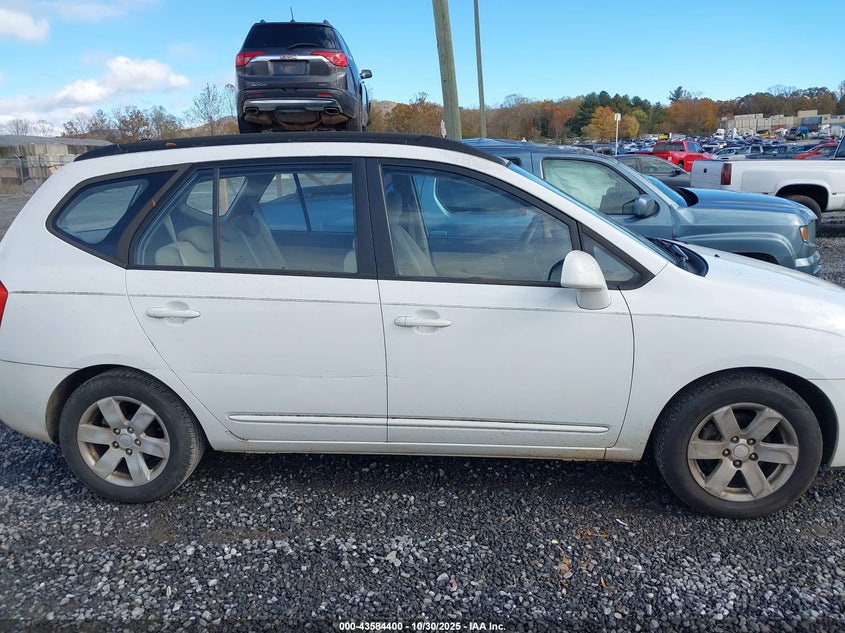 2008 Kia Rondo Lx V6 VIN: KNAFG526387124557 Lot: 43584400