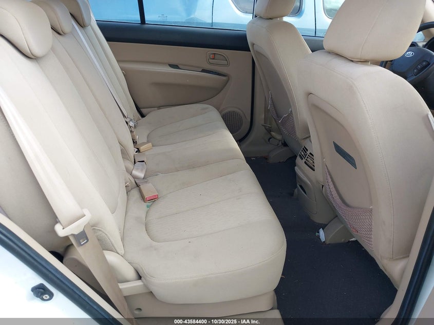 2008 Kia Rondo Lx V6 VIN: KNAFG526387124557 Lot: 43584400