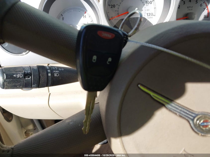 2007 Chrysler Pt Cruiser Limited VIN: 3A8FY68827T608057 Lot: 43584406