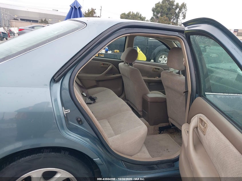 JT2BF28K9Y0239799 2000 TOYOTA CAMRY photo no. 8