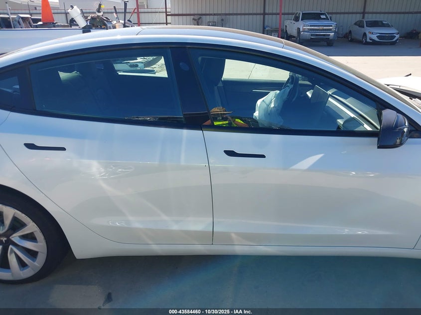 2022 Tesla Model 3 Long Range Dual Motor All-Wheel Drive VIN: 5YJ3E1EB2NF288093 Lot: 43584460