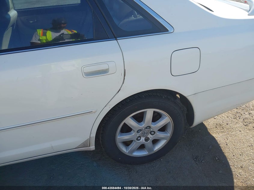 2002 Toyota Avalon Xls VIN: 4T1BF28B32U265799 Lot: 43584494