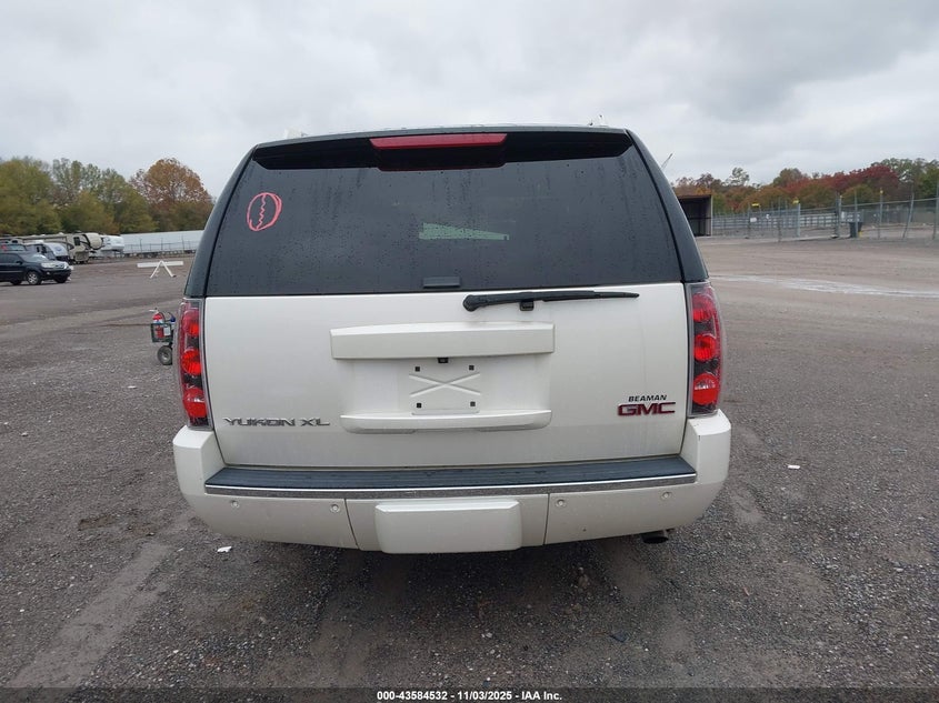 2013 GMC Yukon Xl 1500 Denali VIN: 1GKS2MEF8DR366138 Lot: 43584532