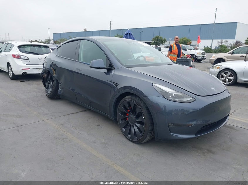 TESLA MODEL Y PERFORMANCE DUAL MOTOR ALL-WHEEL DRIVE
