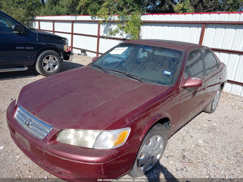 2000 Toyota Camry Le VIN: JT2BG22K2Y0449697 Lot: 43584534