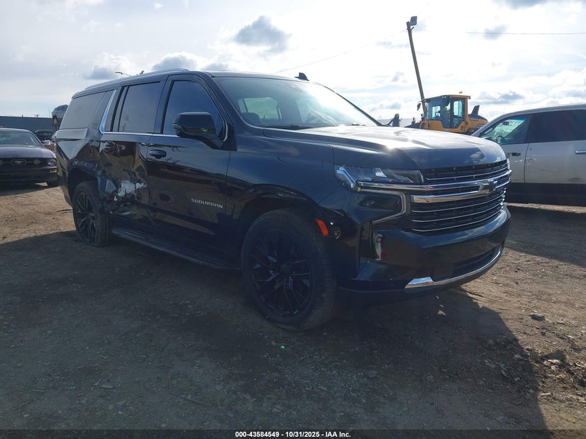 CHEVROLET SUBURBAN 4WD LT