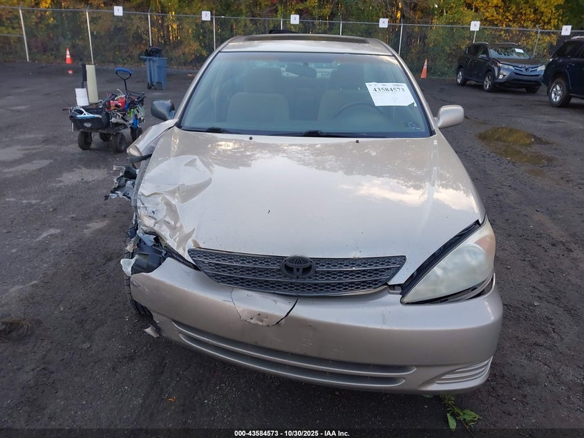 2004 Toyota Camry Le VIN: 4T1BE32K84U931995 Lot: 43584573