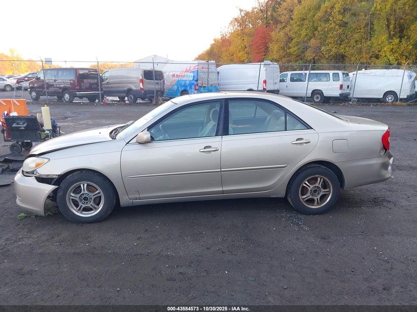 2004 Toyota Camry Le VIN: 4T1BE32K84U931995 Lot: 43584573