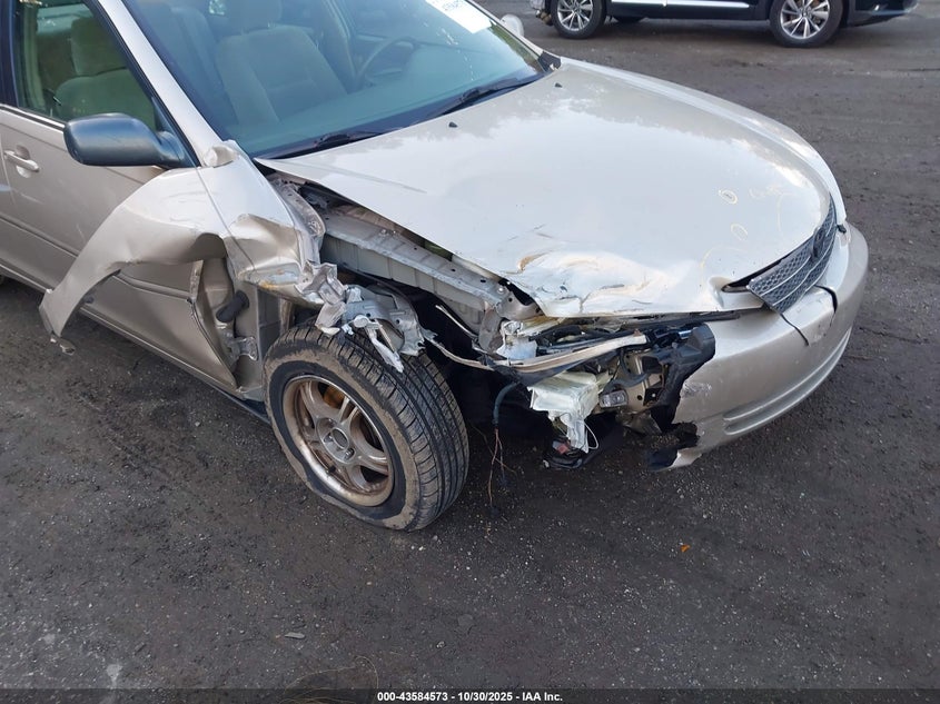 2004 Toyota Camry Le VIN: 4T1BE32K84U931995 Lot: 43584573