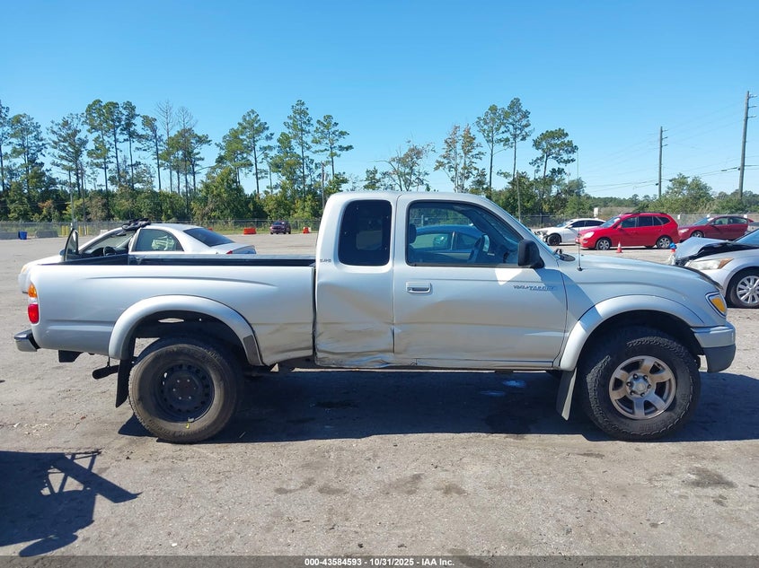 5TESM92NX3Z212967 2003 TOYOTA TACOMA photo no. 13