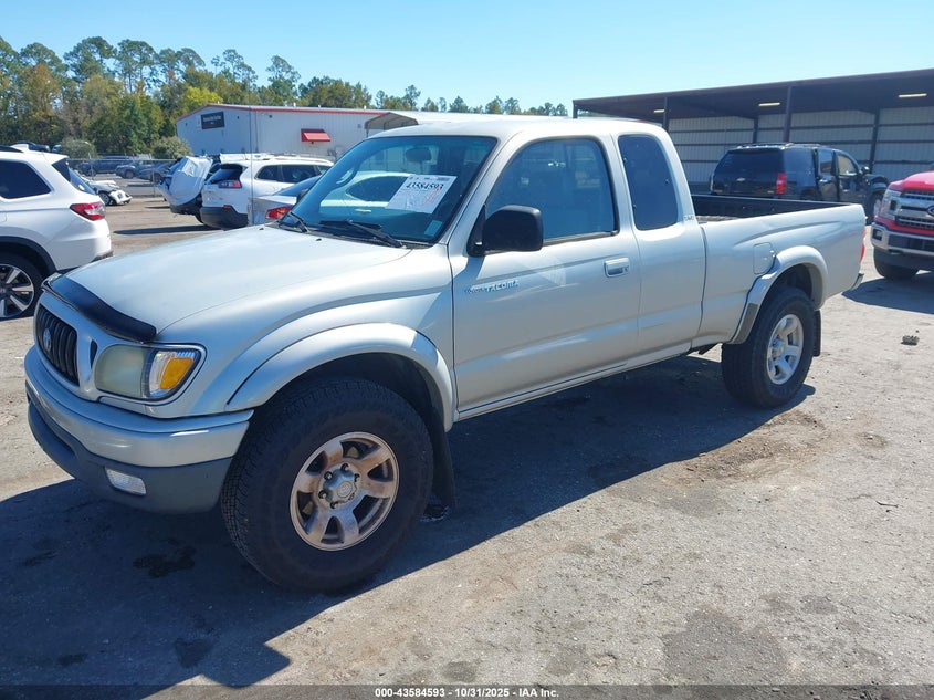 5TESM92NX3Z212967 2003 TOYOTA TACOMA photo no. 2
