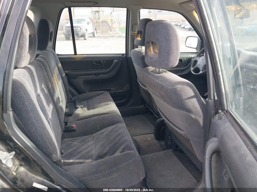2000 Honda Cr-V Lx VIN: JHLRD1745YS010505 Lot: 43584665